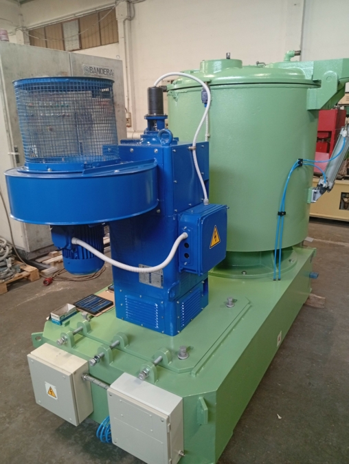Turomixer Bandera 700